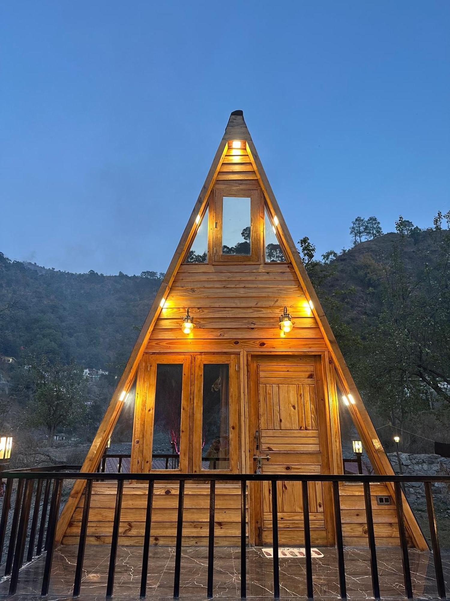 Cabana Riverside Resort - Kainchi Dham Nainital Exterior foto